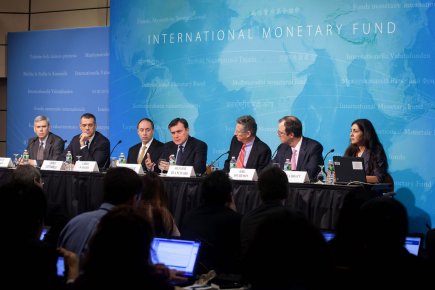 Le FMI abaisse ses prévisions de croissance mondiale pour 2012